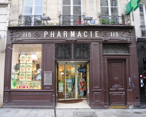 Pharmacie on Saint-Honoré. Photo by Dan Owen.